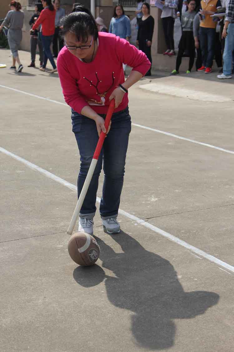 星空体育·(StarSky Sports)官方网站员工积极参加院趣味运动会